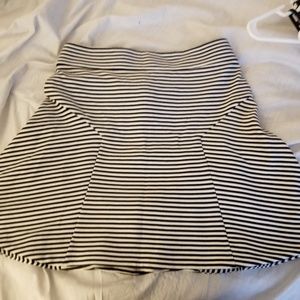 Express Skirt Size 6